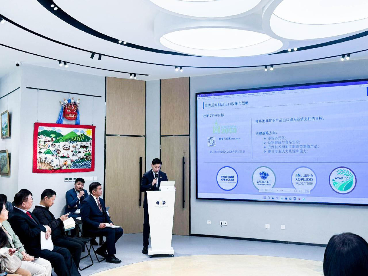 Монгол, Хятадын мах, махан бүтээгдэхүүний худалдааг өргөжүүлэх, шинэ шатанд гаргахаар тохиров